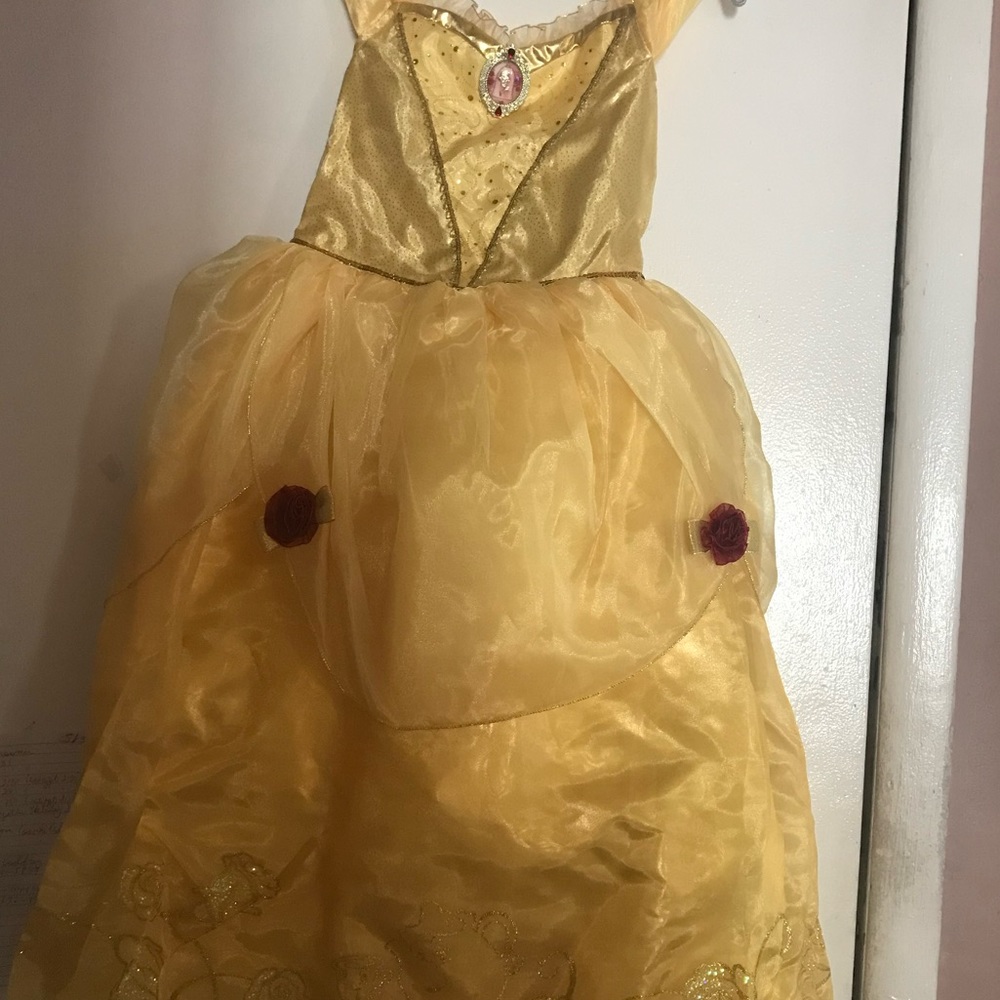 Disney girl size 7-8 belle set new